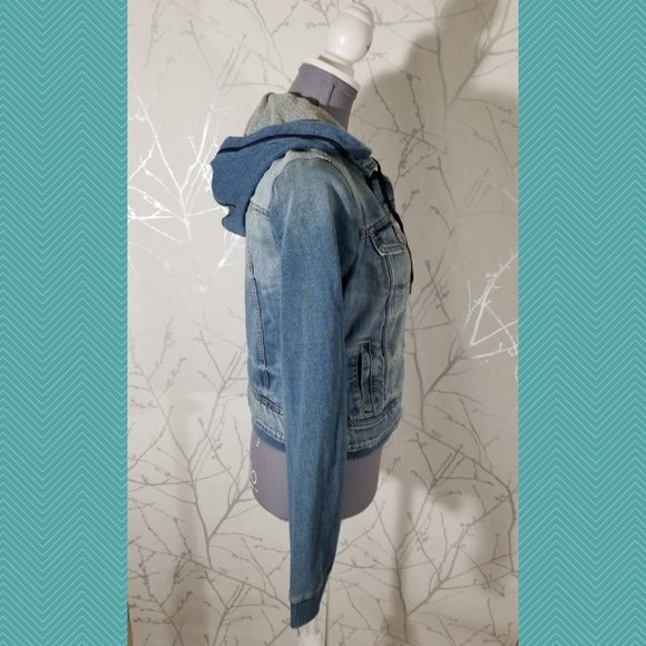 American Eagle Button Front Denim Vest Hoodie - Picture 3 of 5